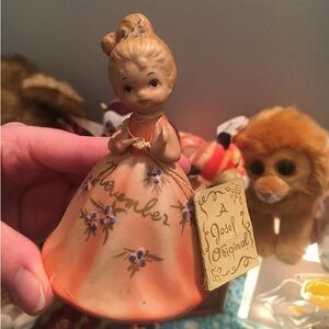 1960s J O S E F Originals November Bell